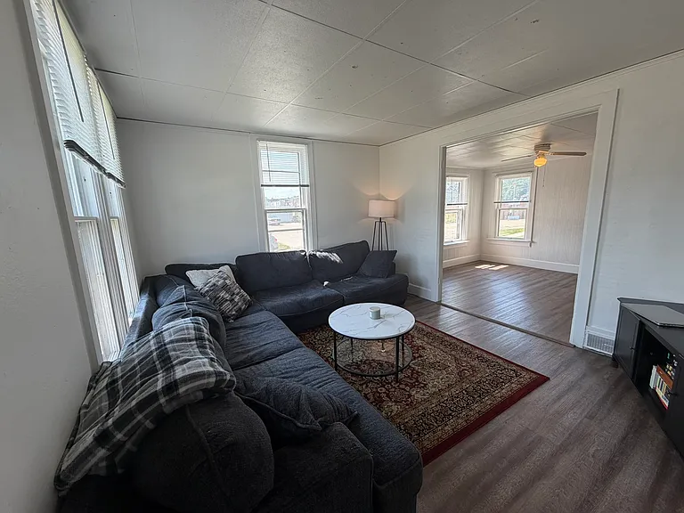 205 Milwaukee St — Photo 8