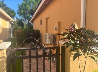 16156 SW 147th St #1, Miami, FL 33196