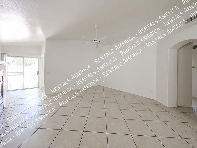 13182 W Cypress St — Photo 10