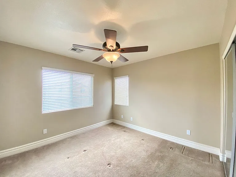 9675 Marcelline Ave — Photo 25