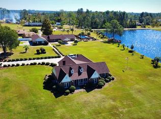 393 Douglas Hwy, Hazlehurst, GA 31539