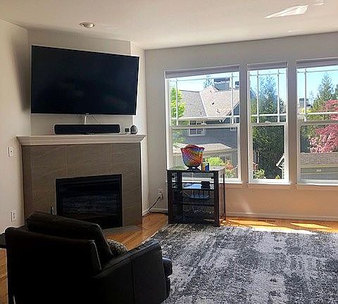 4th image of 9308 162nd Pl NE Unit 401