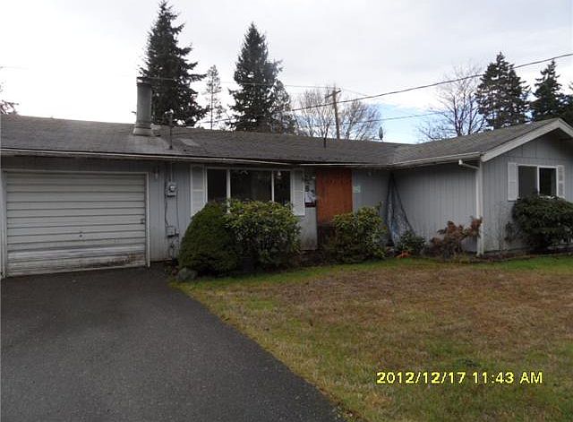 1st image of 690 SW Marion Dr