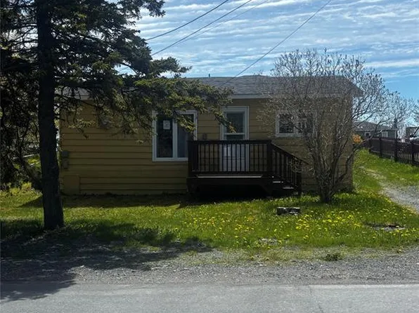 211-213 Country Road, Bay Roberts, NL A0A3V0