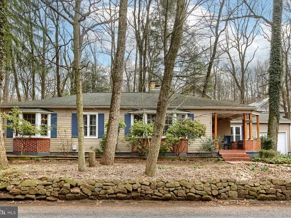 202 Lancaster Ave #L-0413, Mount Gretna, PA 17064