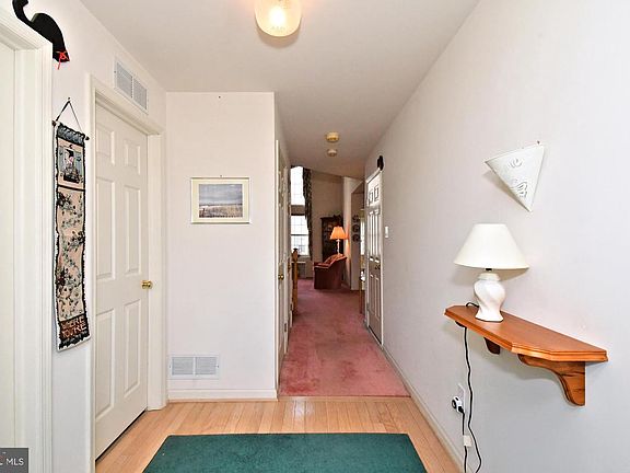 3rd image of 103 Santa Anita Dr