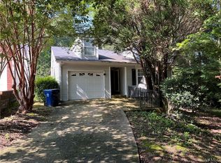 800 Windsong Dr, Northport, AL 35476