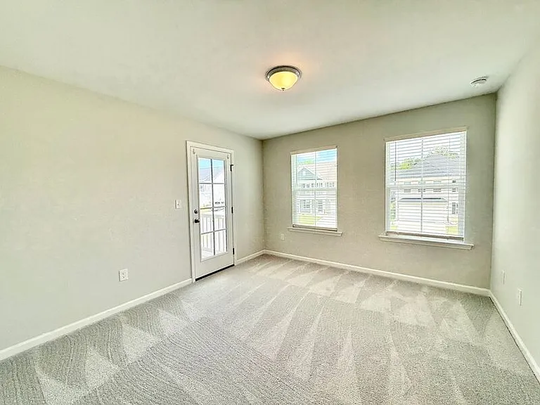 150 Cherry Blossom Ct — Photo 31