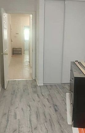 3rd image of 2475 Yonge St #2
