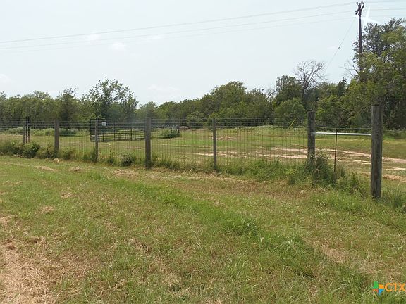 3rd image of 90 Romberg Rd