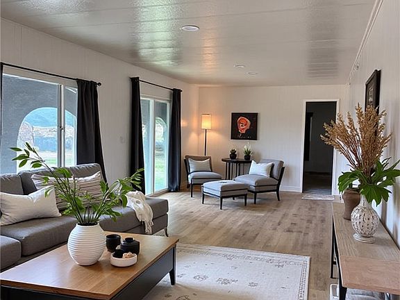 2nd image of 32883 Newberry Rd