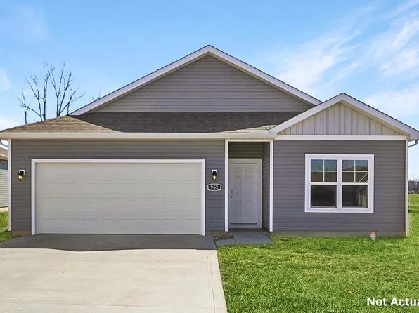 962 Sherwood Loop, Bellefontaine, OH 43311