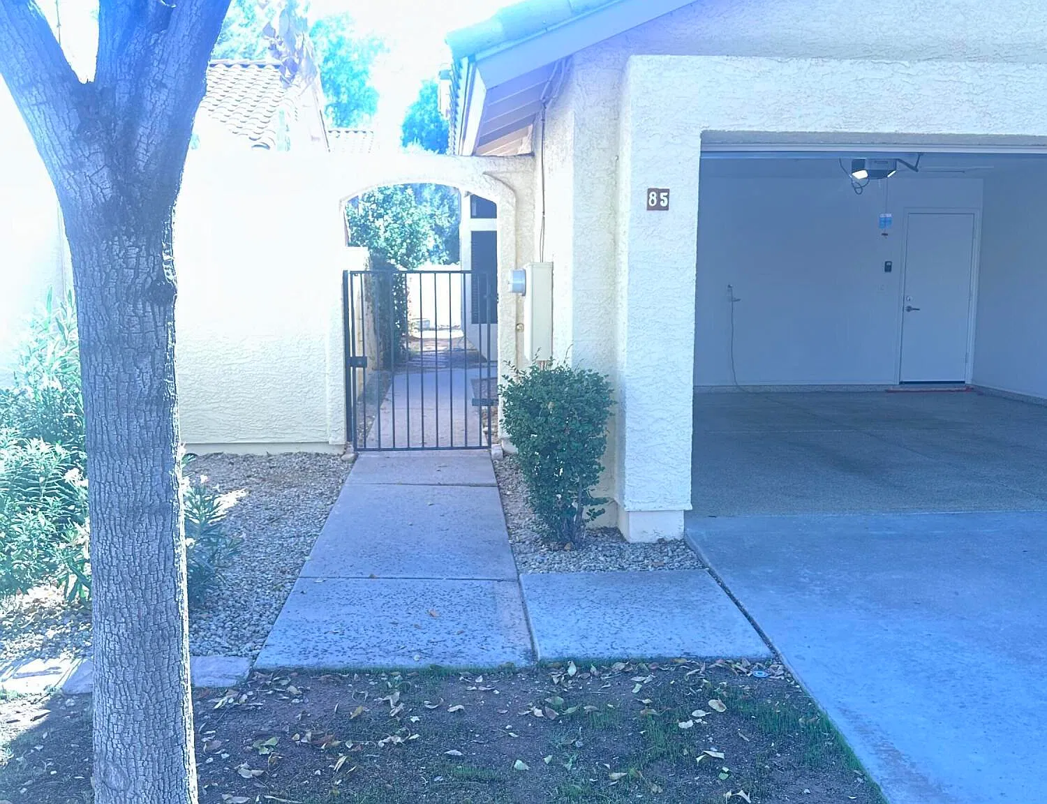 3 bed, 2.0 bath, 1435 sqft, $3,600 — Photo 2