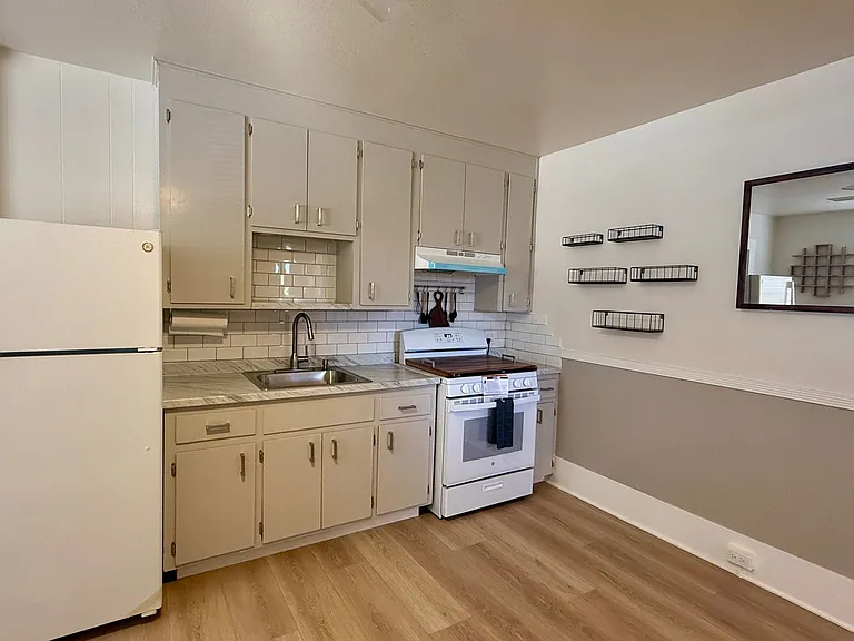931 22nd Street — Photo 1