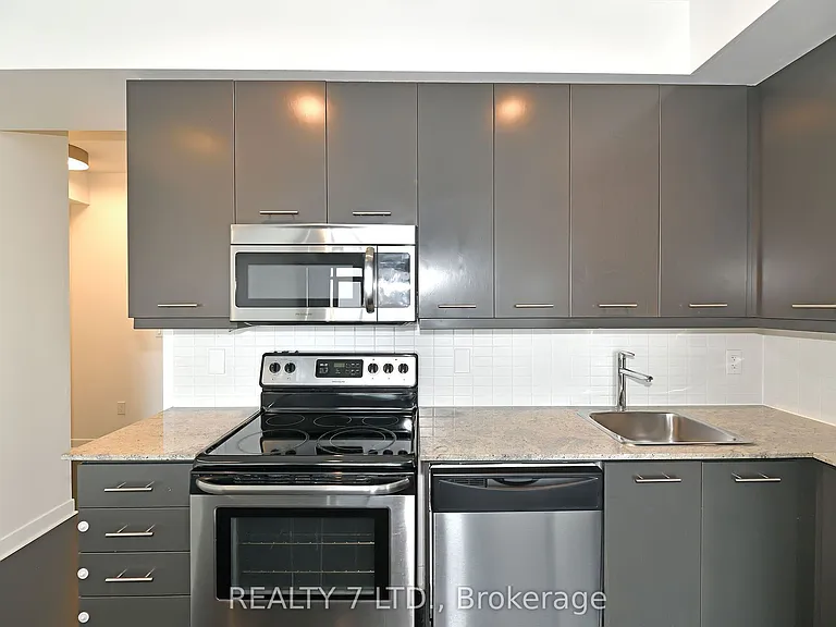360 Square One Dr #2709 — Photo 18