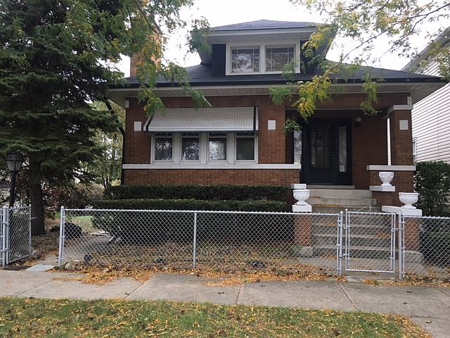 1st image of 1015 N 24th Ave