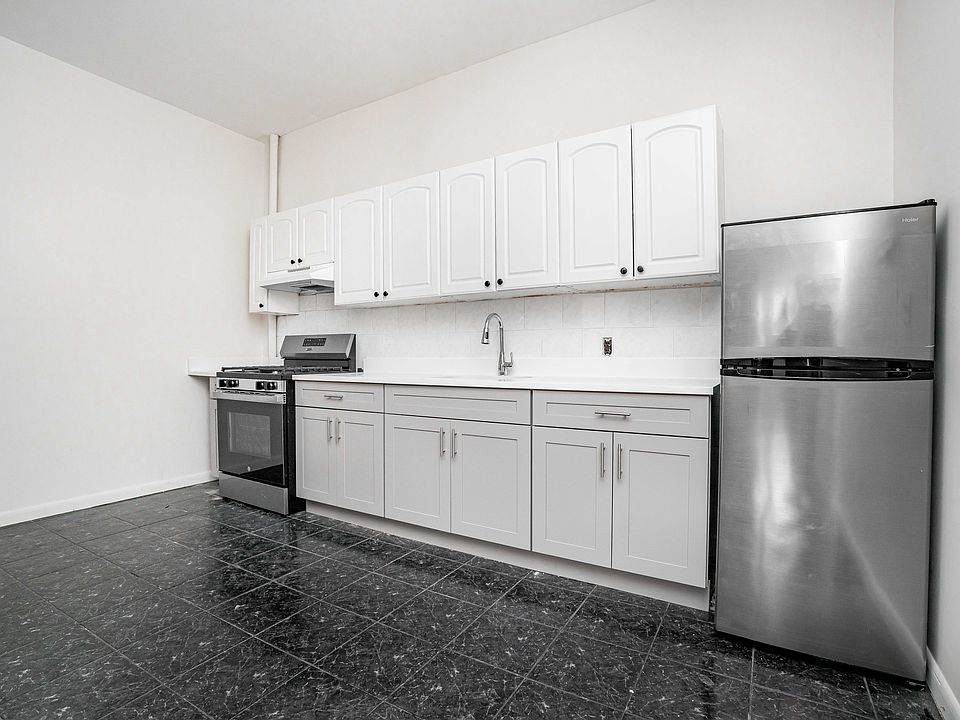 1st image of 31-16 Steinway St #3B