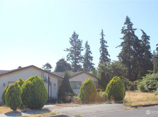 835 22nd St SW, Puyallup, WA 98371