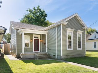 628 E Chestnut St, Jeffersonville, IN 47130