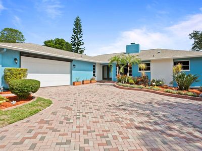 715 Rolling Hills Dr, Palm Harbor, FL, 34683