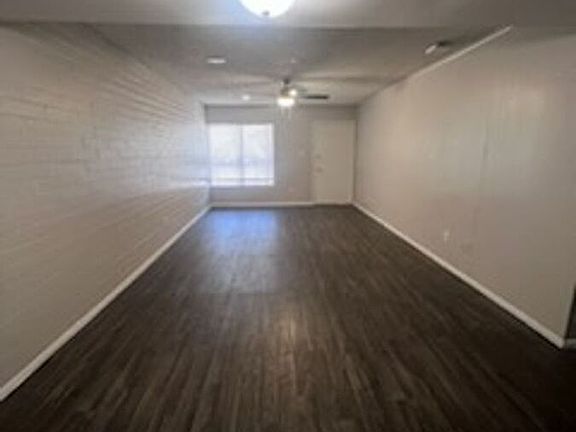 2nd image of 1140 E Orange St #W209