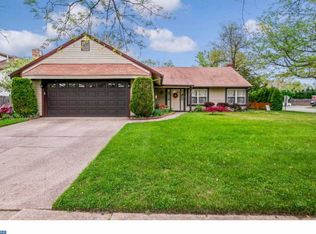 1 Nottingham Rd, Marlton, NJ 08053