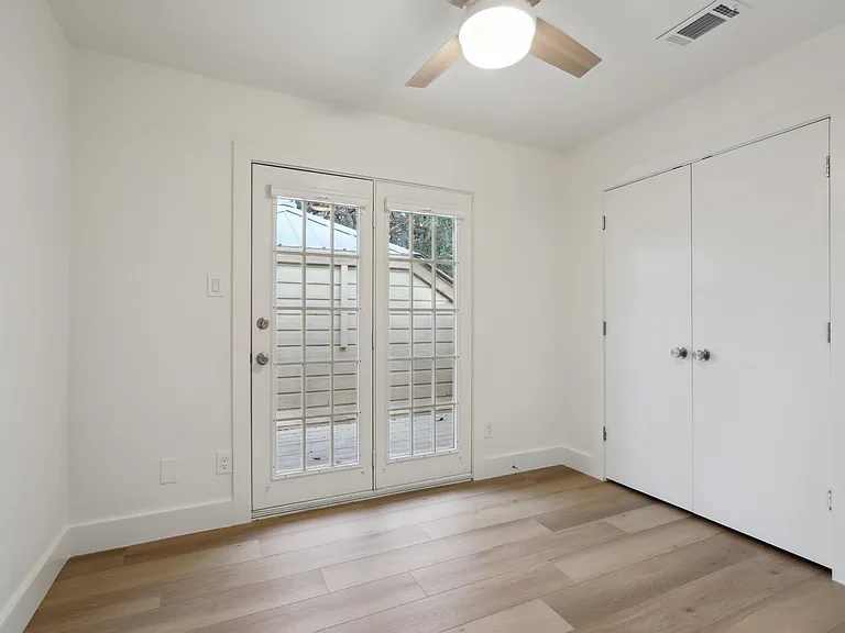 4 Concord Cir — Photo 19
