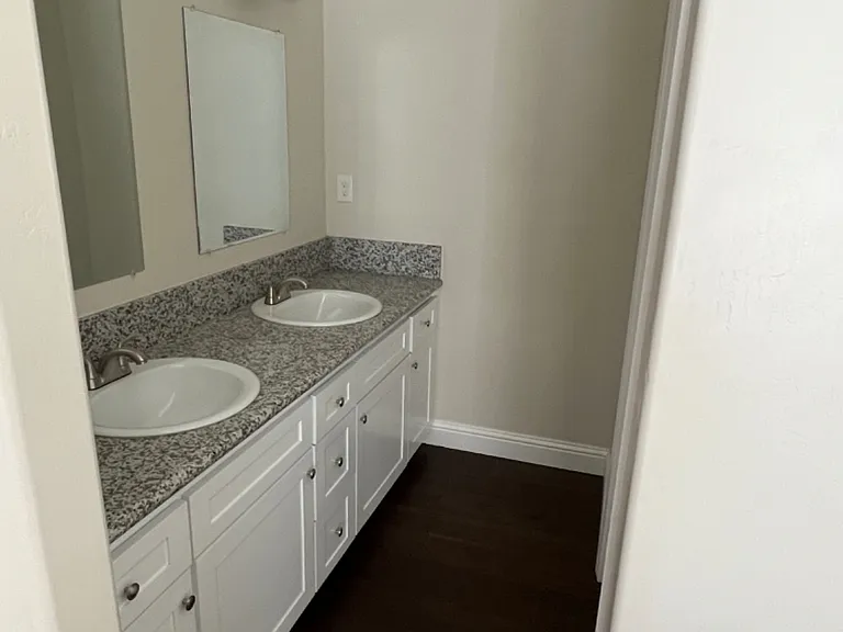 3501 Bernard St — Photo 14