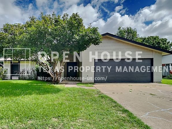 1025 Aspen Ln
