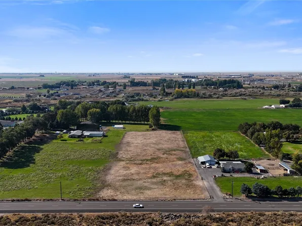 6712 NE K, Moses Lake, WA 98837