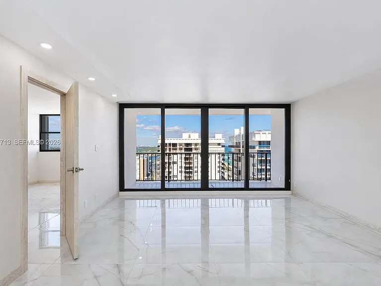 2401 S Ocean Dr #Penthouse A4 — Photo 5