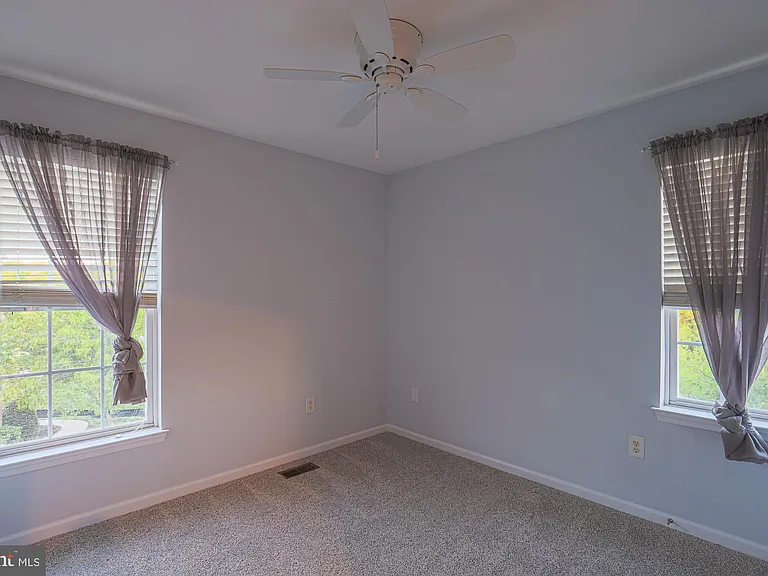 9300 Summit View Way — Photo 29