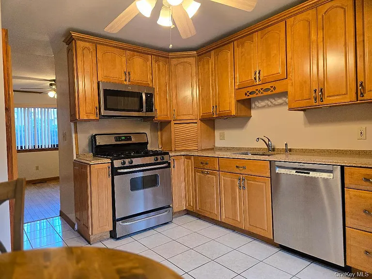 731 Panorama Dr — Photo 14
