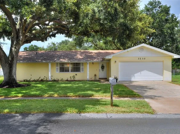 3230 Cross Fox Dr, Mulberry, FL 33860