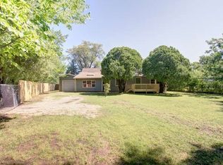 1056 N Battin Dr, Wichita, KS 67208