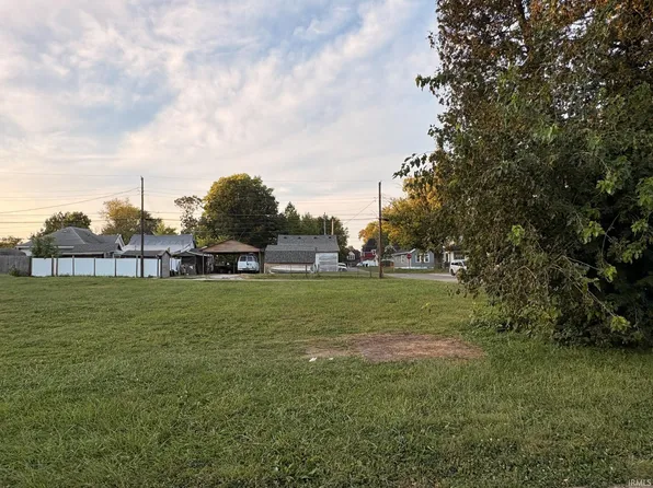 E Maple St, Kokomo, IN 46901