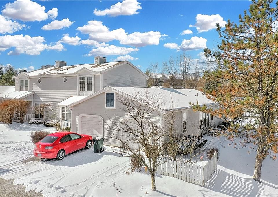 2213 Cinnabar Pl Fairborn Oh 45324 Zillow