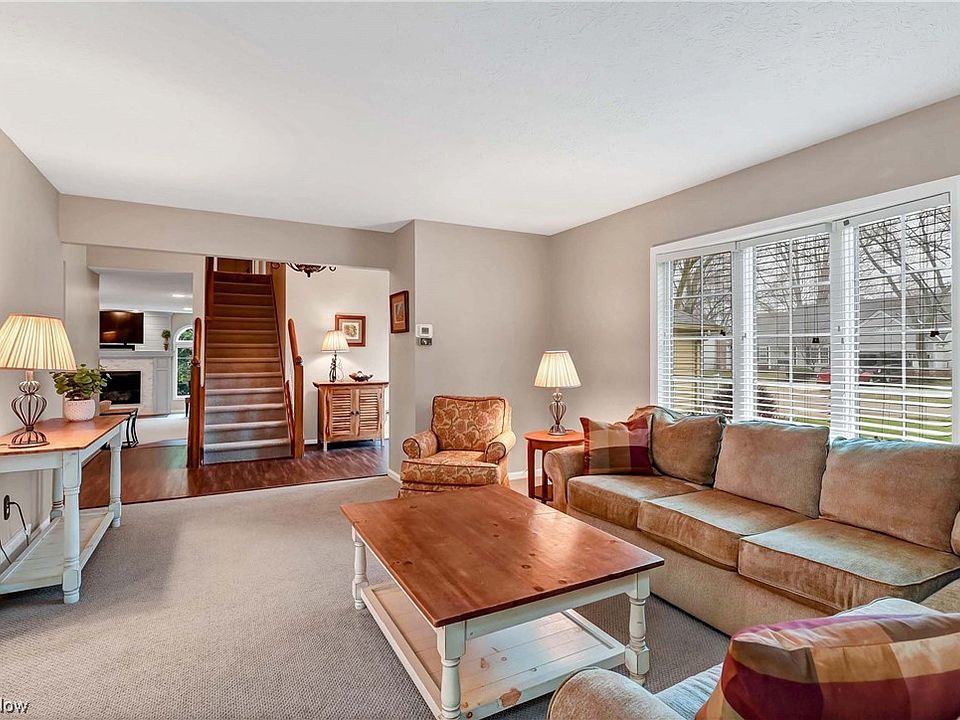 3818 Bradfords Gate, Rocky River, OH 44116 Zillow