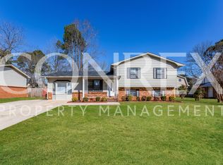 1204 Dodd Dr SW, Decatur, AL 35601