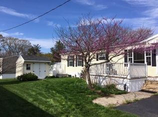 B27 Krzak Rd, North Kingstown, RI 02852