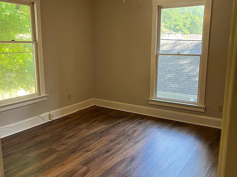 340 Josephine St #B — Photo 4
