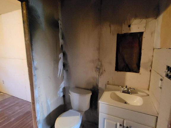 4th image of 20042 Townsend Flurry Rd