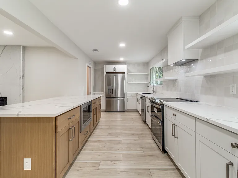 3222 Galahad Dr — Photo 7