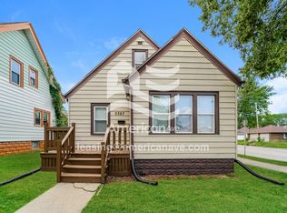 3387 N 36th St, Milwaukee, WI 53216
