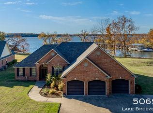 5069 Lake Breeze Rd, Grove, OK 74344