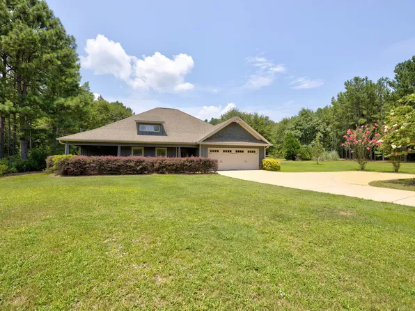 916 Greenburt Rd, Seale, AL 36875