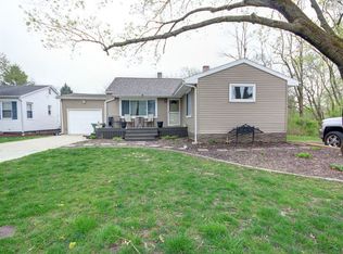 401 E Sangamon St, Mahomet, IL 61853