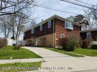 125 Ridgecrest Ave, Staten Island, NY 10312