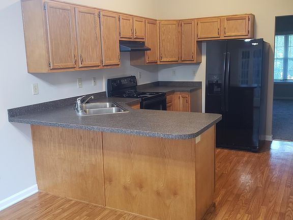 5th image of 2320 Market Garden Ln