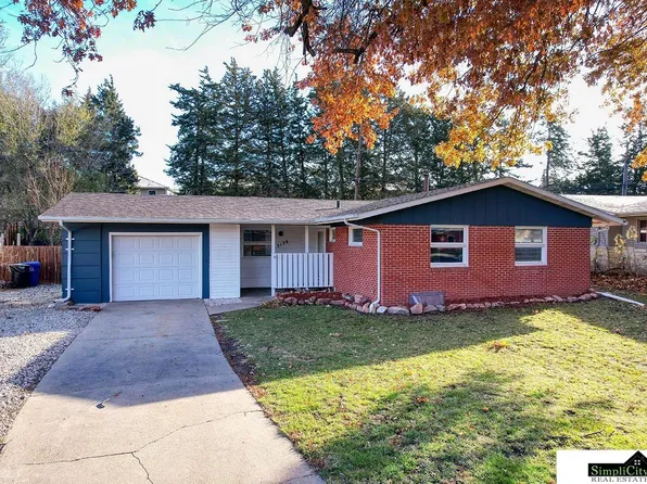 3126 Shirley Ct, Lincoln, NE 68507